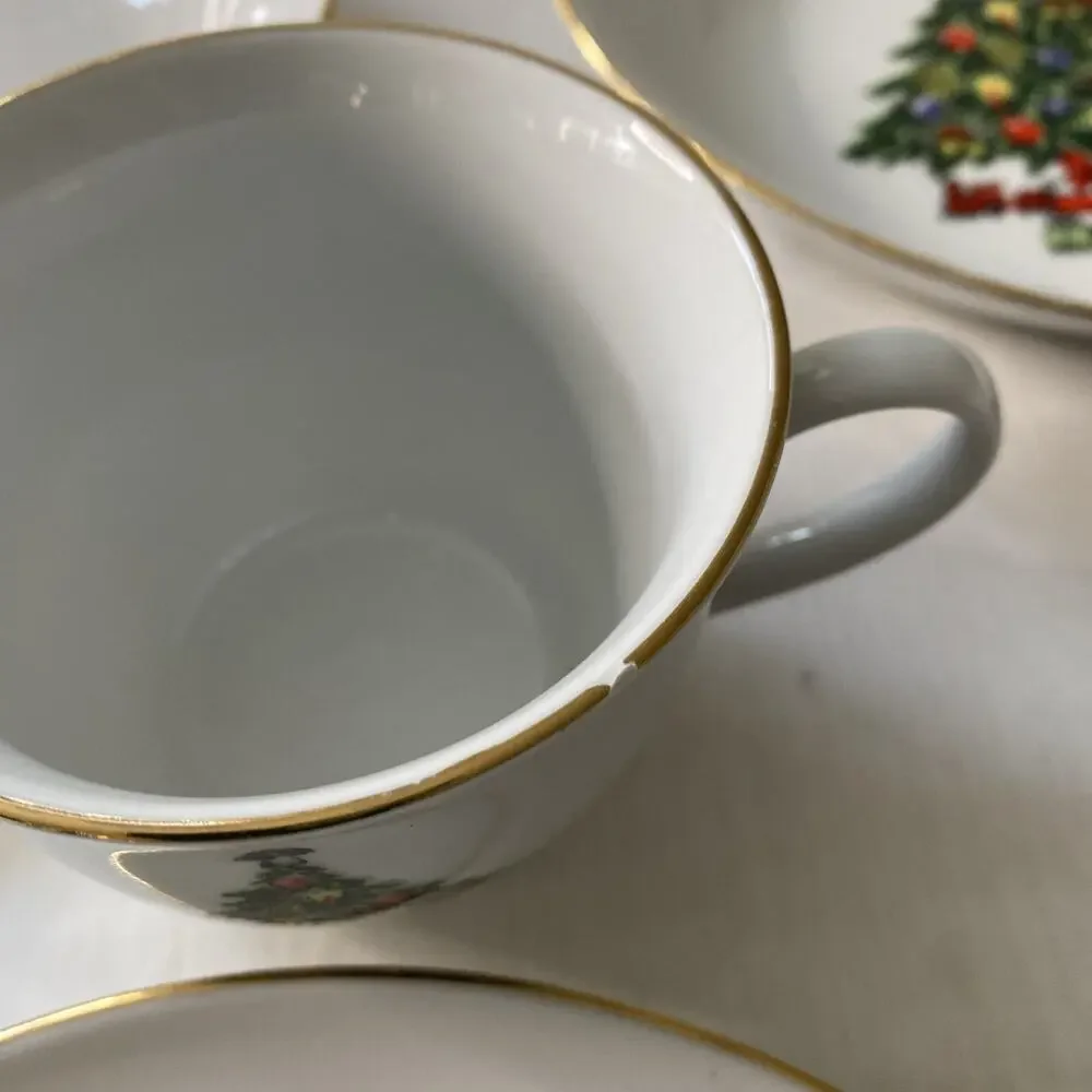 10pc Jamestown China Christmas Treasure China Service Gold Rim & 3 cups 
